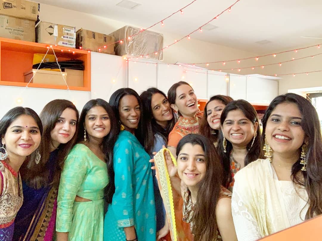 Team SFD celebrates and wishes you a Happy Diwali! Let’s keep giving in style!