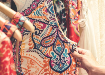 The-Future-of-Fashion-Seams-for-dreams-3